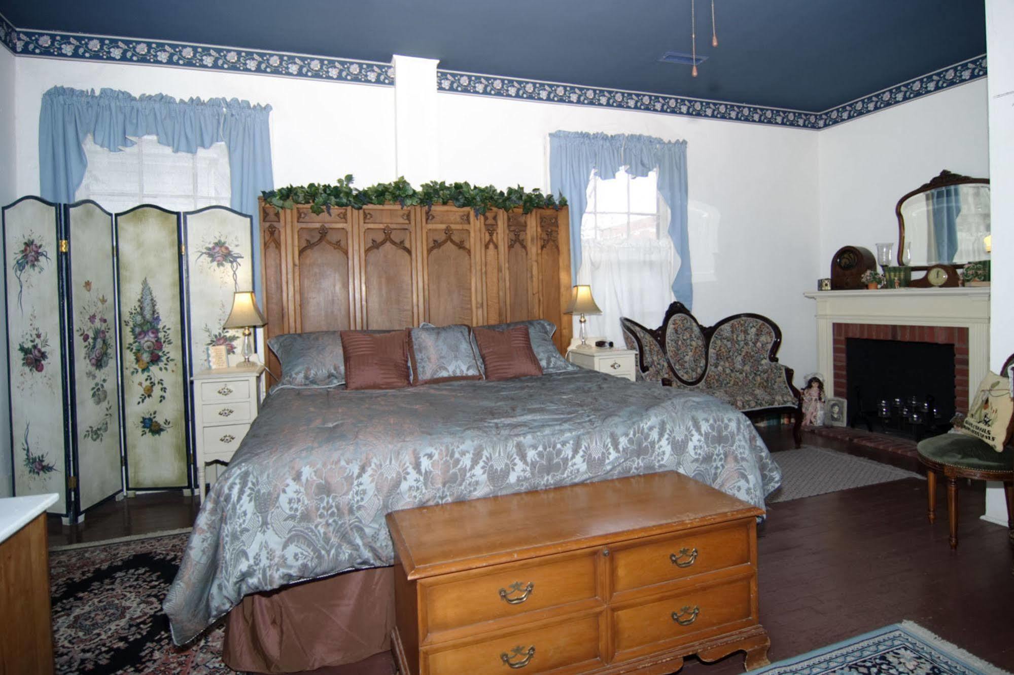 Hall Place Bed & Breakfast Глазго Номер фото